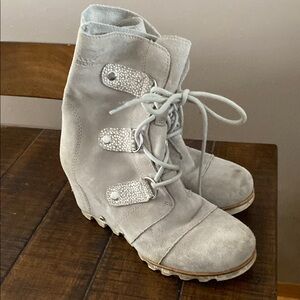 Sorel Gray Women's Wedge Boots